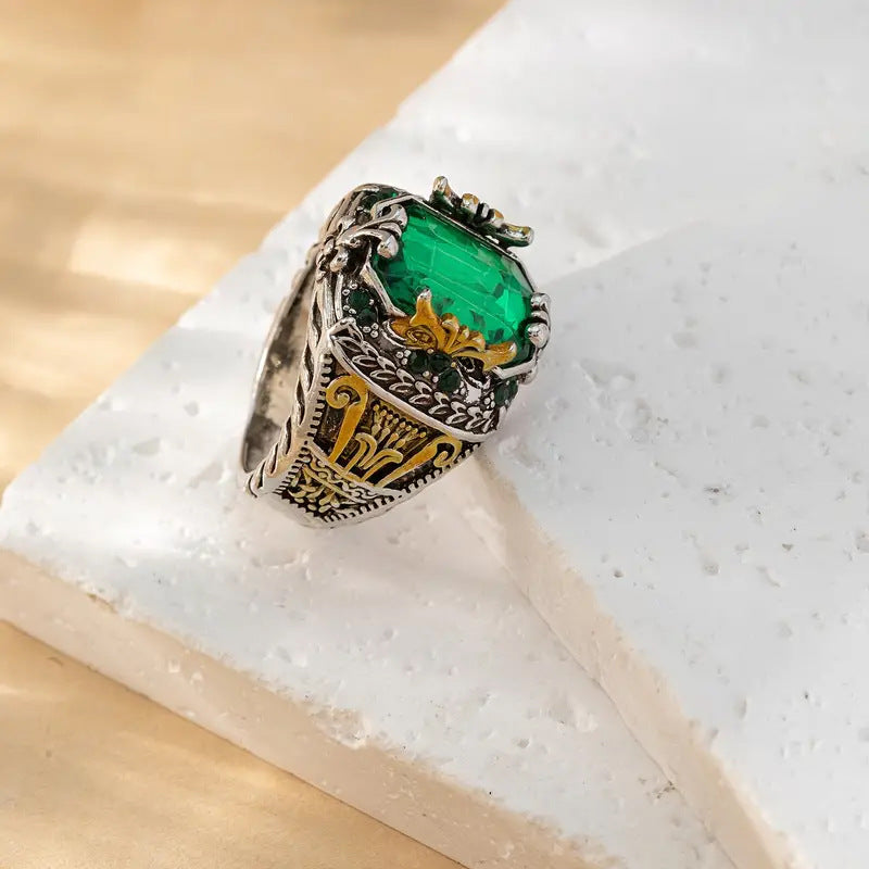 Silver Emerald Vintage Ring