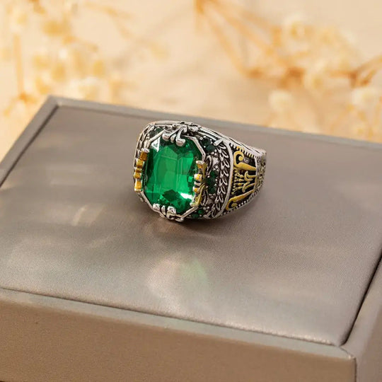 Silver Emerald Vintage Ring